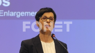 Pritisak na Kos zbog SDB-a